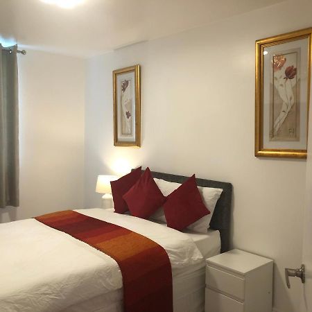 Luxury 2 Bedroom Flat In Abbey Wood, London Exterior foto
