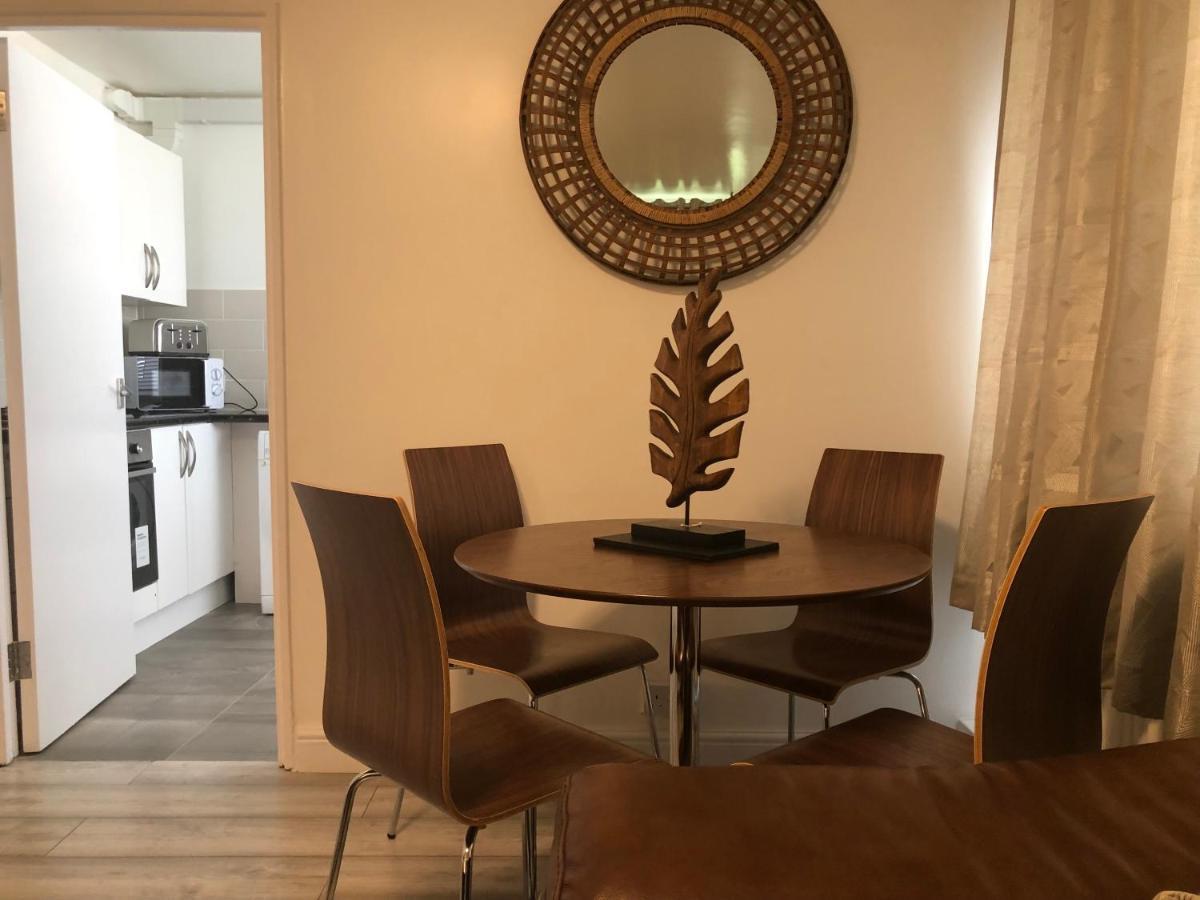 Luxury 2 Bedroom Flat In Abbey Wood, London Exterior foto