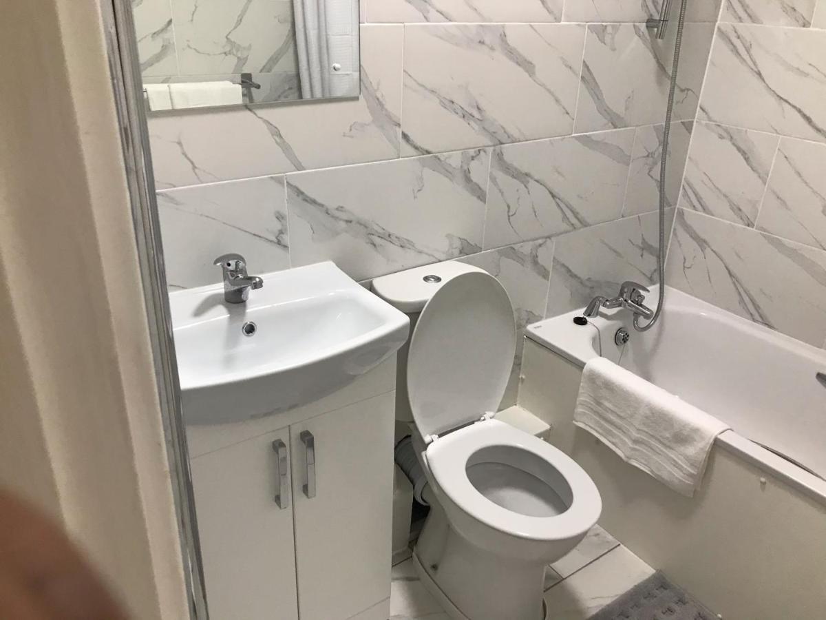 Luxury 2 Bedroom Flat In Abbey Wood, London Exterior foto